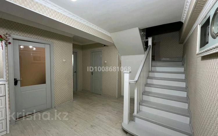 6-бөлмелі пәтер · 167 м² · 5/6 қабат, мкр 11 10, бағасы: 39 млн ₸ в Актобе — фото 2