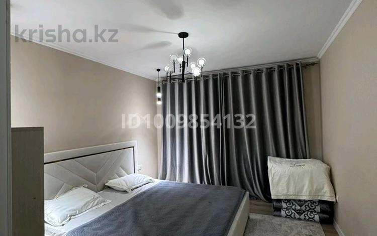 2-бөлмелі пәтер · 55 м² · 4/9 қабат, мкр Аккент 97, бағасы: 250 000 〒 в Алматы, Алатауский р-н — фото 2