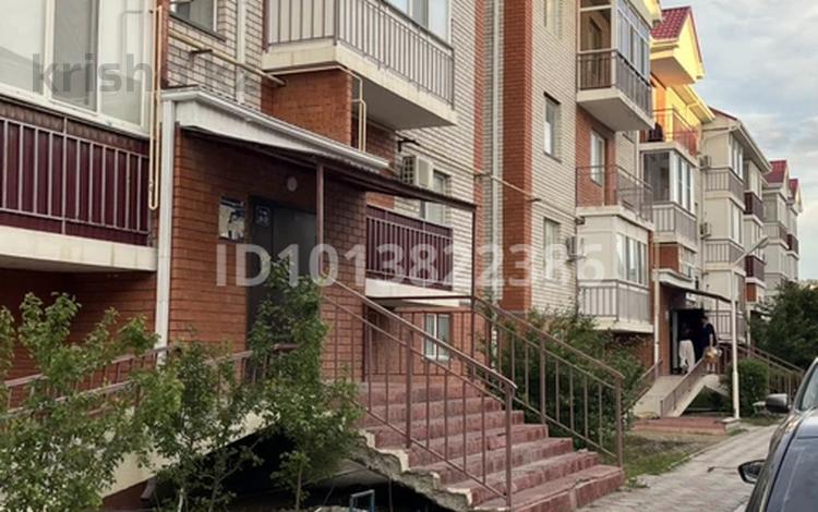 2-комнатная квартира · 62 м² · 1/3 этаж, мкр Жеруйык, Наренбаева 17/4 за 250 000 ₸ в Атырау — фото 2