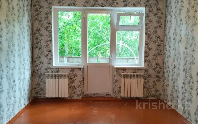 1-комнатная квартира, 30 м², 3/5 этаж, мкр Восток 7