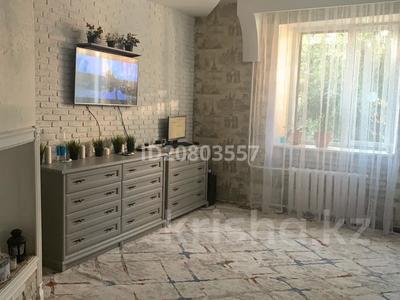 3-бөлмелі пәтер · 82 м² · 2/2 қабат, Ворошилова 188 — Металлургов, бағасы: 25.9 млн ₸ в Усть-Каменогорске