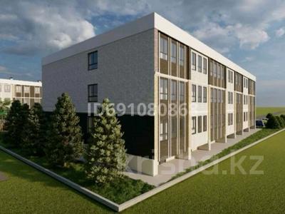 1-комнатная квартира, 32 м², 2/3 этаж, Придорожная 87 за ~ 6.6 млн 〒 в Уральске