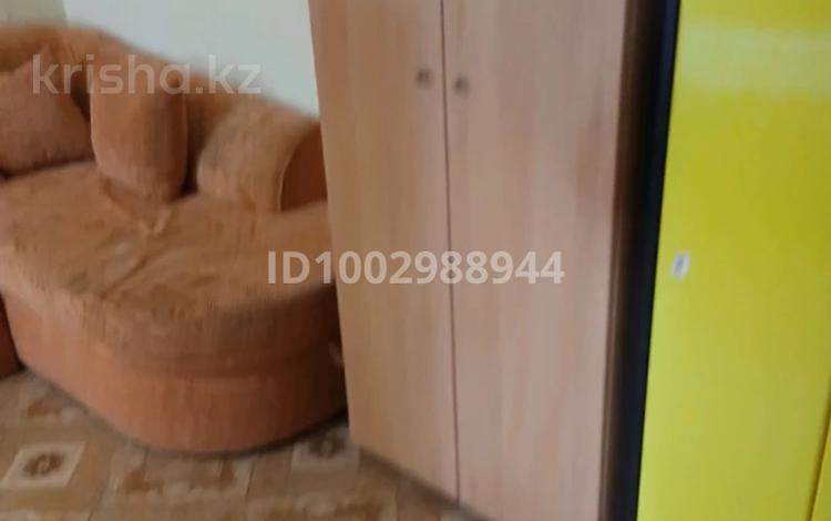 1-бөлмелі пәтер · 30 м² · 3/5 қабат, Неусыпова 22 — Район завода Зенит, бағасы: 110 000 ₸ в Уральске — фото 3