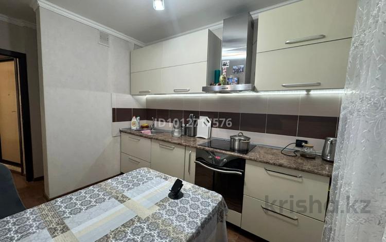 3-комнатная квартира · 65 м² · 3/10 этаж, Майры 21 за 29 млн ₸ в Павлодаре — фото 2
