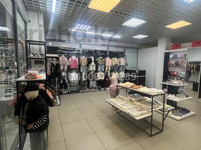 Бизнес в Актюбинской обл.: Действуйщий бизнес детская одежда и обувь · 42 м² за 10 млн 〒 Действуйщий бизнес детская одежда и обувь · 42 м² за 10 млн 〒 в Актобе, мкр 8