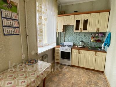 1-комнатная квартира, 34 м², 3/4 этаж, Театральная за 9.4 млн 〒 в Петропавловске