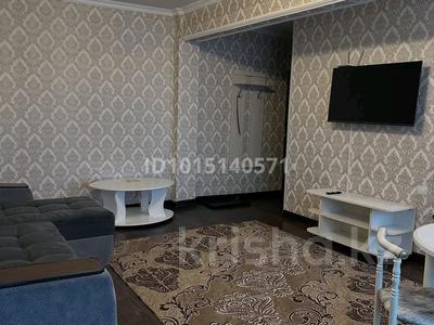 2-комнатная квартира · 45 м² · 5/5 этаж, Назарбаева 3/1 — РайонтДворца спорта, напротив "Даниэля", за магазином "Статус " за 16 000 ₸ в Усть-Каменогорске, Ульбинский