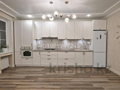 4-бөлмелі пәтер · 105 м² · 4/10 қабат, Курмангазы 196 — Клиника "Медикер ", бағасы: 45 млн 〒 в Уральске