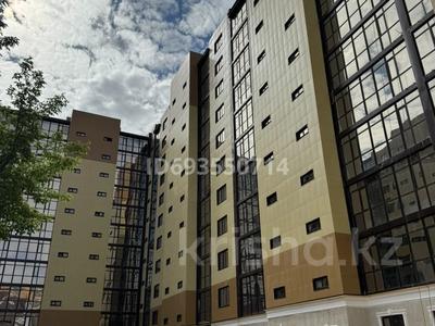 2-комнатная квартира, 88.7 м², 3/10 этаж, Ульяны Громовой 18 за 22.7 млн 〒 в Уральске
