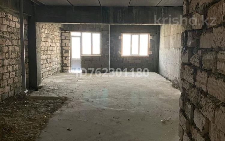 2-бөлмелі пәтер · 104 м² · 6/12 қабат, 12-ш/а. 36/2 — Мунайшы стадионының қасында Орналасқан, бағасы: 25.5 млн ₸ в Актау, 12-й мкр — фото 2