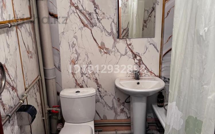 1-бөлмелі пәтер · 40 м² · 4/5 қабат, мкр Арай-2 17, бағасы: 75 000 ₸ в Таразе — фото 2