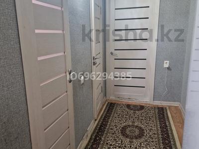 Пәтерлер в Карагандинской обл.: 2-бөлмелі пәтер · 50 м² · 3/5 қабат, Сортировка 76, бағасы: 180 000 〒 2-бөлмелі пәтер · 50 м² · 3/5 қабат, Сортировка 76, бағасы: 180 000 〒 в Караганде