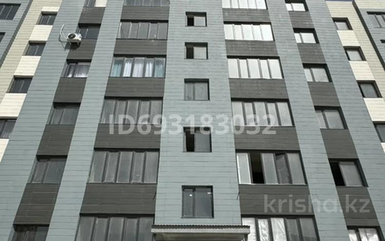 1-комнатная квартира, 38 м², 6/6 этаж, 39-й мкр 3 за 8 млн 〒 в Актау, 39-й мкр — фото 2
