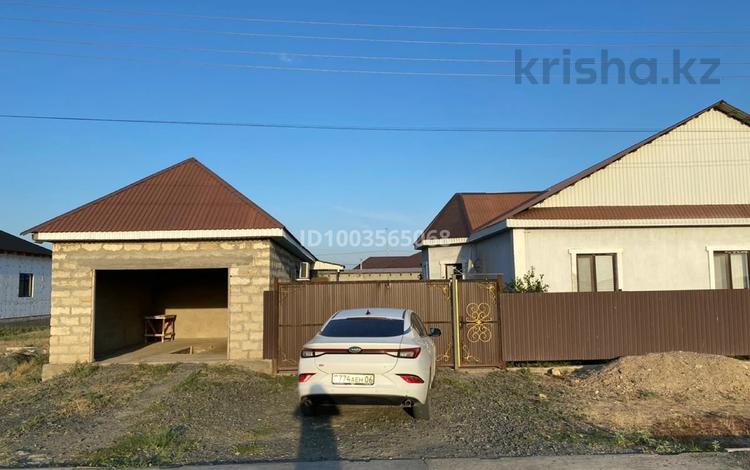Отдельный дом · 4 комнаты · 200 м² · 10 сот., мкр Жулдыз-3, 13 за 35.5 млн ₸ в Атырау — фото 2