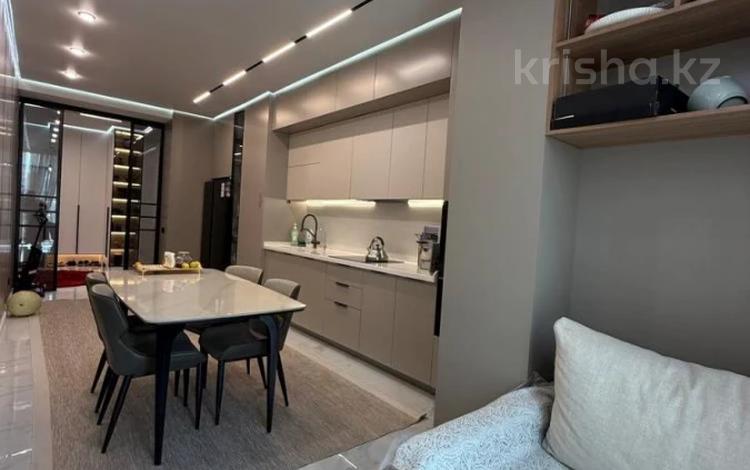 4-комнатная квартира · 140 м² · 6/20 этаж, Брусиловского за 120 млн ₸ в Алматы, Алмалинский р-н — фото 2