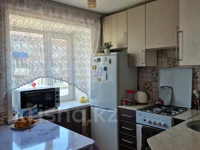 3-бөлмелі пәтер · 55 м² · 3/4 қабат, Коммунистическая, бағасы: 15 млн ₸ в Щучинске