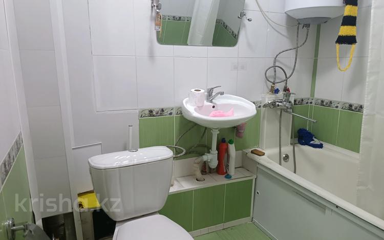 2-бөлмелі пәтер · 46 м² · 2/5 қабат, 3мкр 8, бағасы: 180 000 ₸ в Конаеве — фото 2