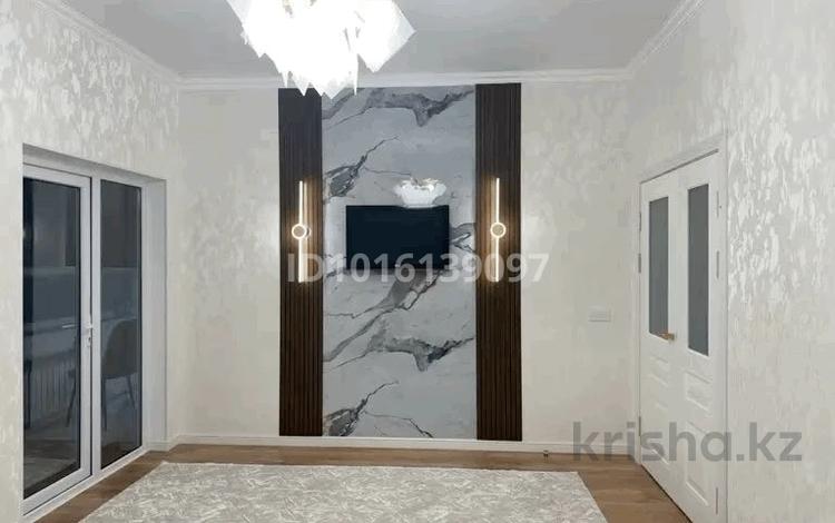 2-бөлмелі пәтер · 67 м² · 4/10 қабат, Куаныша Толеметова 50/19 — Төлеметов пен Өтегеновтың қиылысы, бағасы: 230 000 ₸ в Шымкенте, Абайский р-н — фото 2
