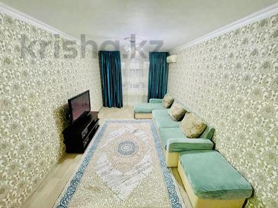 2-комнатная квартира, 45 м², 4/5 этаж, ул Туркестанская 2/3 за 15.3 млн 〒 в Шымкенте, Аль-Фарабийский р-н