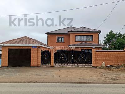 Отдельный дом · 7 комнат · 304 м² · 13 сот., Пушкина 115 — Валиханова за 78 млн 〒 в Акколе