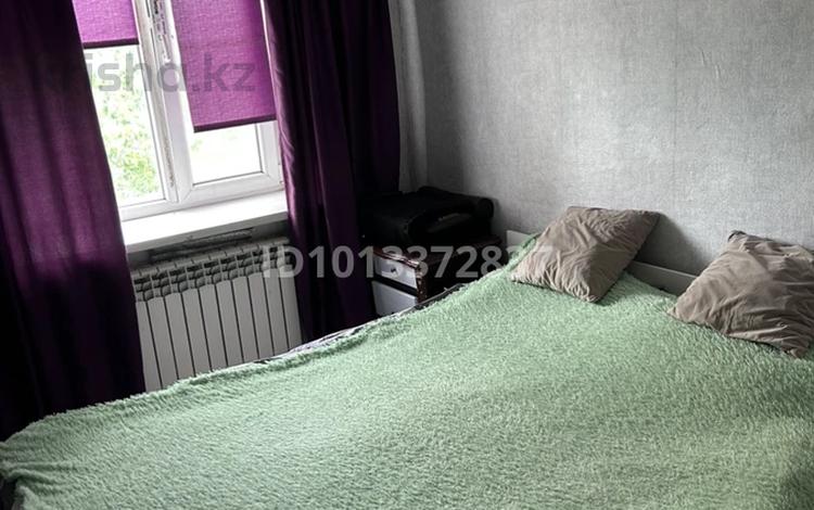 3-бөлмелі пәтер · 63.3 м² · 5/5 қабат, Строитель ш/а., Циолковского, бағасы: 17.2 млн ₸ в Уральске, мкр Строитель — фото 2