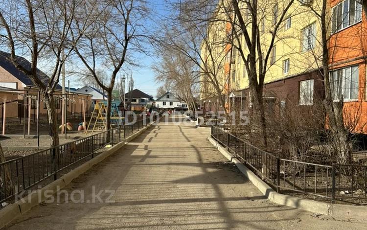 2-бөлмелі пәтер · 60 м² · 2/5 қабат, 5 мкр 32 — Казахский Дом, бағасы: ~ 10 млн ₸ в Алге — фото 2