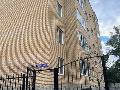 2-комнатная квартира, 62.1 м², 4/5 этаж, Кабанбай батыра за 23 млн 〒 в Семее
