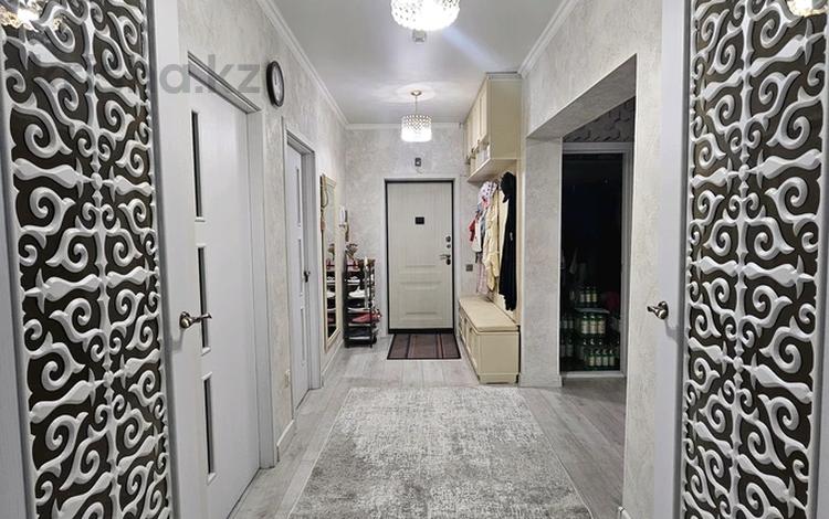 3-комнатная квартира · 112 м² · 9/13 этаж, мкр Аксай-5 за 77 млн ₸ в Алматы, Ауэзовский р-н — фото 46