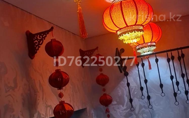 1-бөлмелі пәтер · 45 м² · 4/10 қабат, Луначарского 49 — Исы байзакова Толстого, бағасы: 15 000 〒 в Павлодаре — фото 2