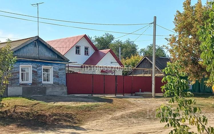 Отдельный дом · 3 комнаты · 96 м² · 4 сот., Лев Толстой 114 — Бельгера-Толстого за 32 млн 〒 в Уральске — фото 2