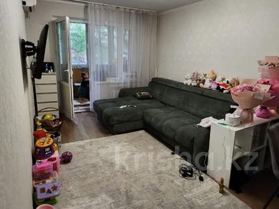 2-комнатная квартира, 44 м², 3/4 этаж, Жарокова 142 за 27.5 млн 〒 в Алматы, Бостандыкский р-н