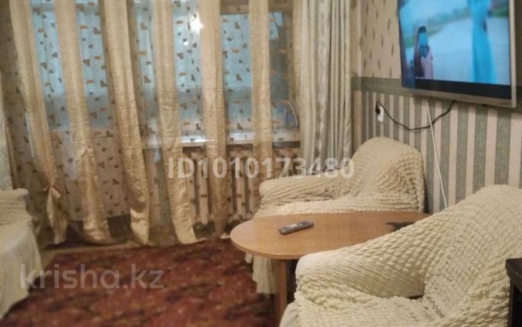 1-комнатная квартира · 40 м² · 2 этаж, Абая — Тд ирс за 1 000 ₸ в Уральске — фото 2