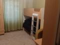 2-бөлмелі пәтер · 54 м² · 1/5 қабат, мкр 11 27 — За супермаркетом "Дина",первая арка, бағасы: 180 000 ₸ в Актобе — фото 14
