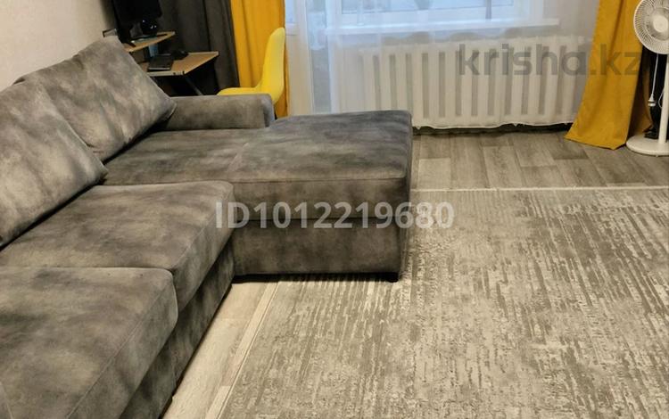 2-бөлмелі пәтер · 52.7 м² · 4/10 қабат, ул. Майры 43, бағасы: 180 000 〒 в Павлодаре — фото 2