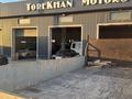 Жқб, автосервистер мен көлік жуу · 370 м², бағасы: 1 млн ₸ в Атырау, мкр Сарыкамыс-2