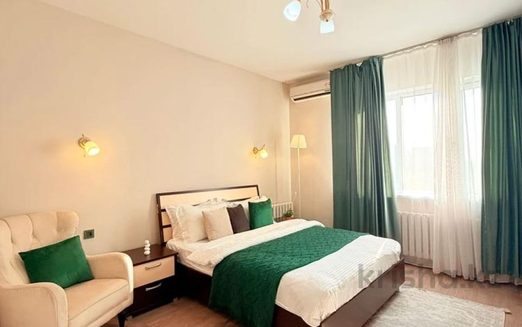 3-комнатная квартира · 89 м² · 5/15 этаж, Сатпаева 9б за 38 000 ₸ в Алматы, Бостандыкский р-н — фото 3