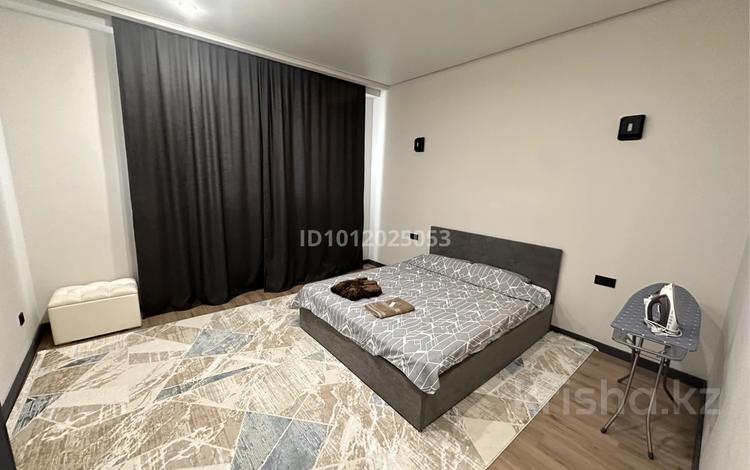 2-бөлмелі пәтер · 45 м² · 9/10 қабат, Просп. Абулхаир Хана, бағасы: 300 000 ₸ в Атырау, мкр Авангард-2 — фото 2