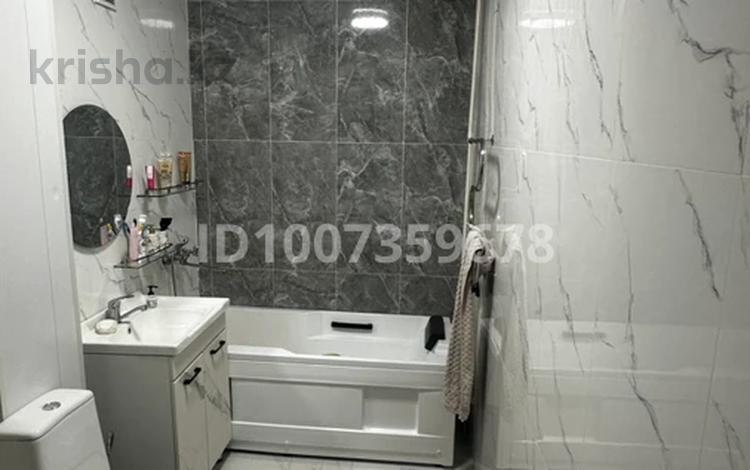 3-бөлмелі пәтер · 84 м² · 1/5 қабат, мкр Нурсат 2, Нұрсәт ш/а 122 — Нұрсат сити, бағасы: 40 млн ₸ в Шымкенте, Каратауский р-н — фото 2
