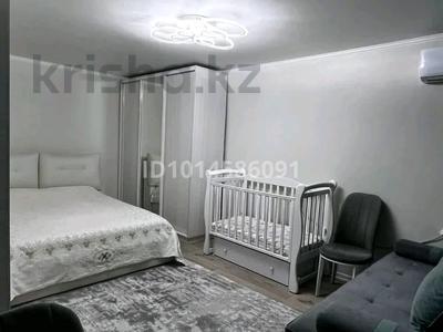 1-бөлмелі пәтер · 40 м² · 2/5 қабат, 16-шағынаудан 23, бағасы: 100 000 ₸ в Шымкенте, Аль-Фарабийский р-н