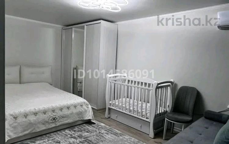 1-бөлмелі пәтер · 40 м² · 2/5 қабат, 16-шағынаудан 23, бағасы: 100 000 ₸ в Шымкенте, Аль-Фарабийский р-н — фото 2