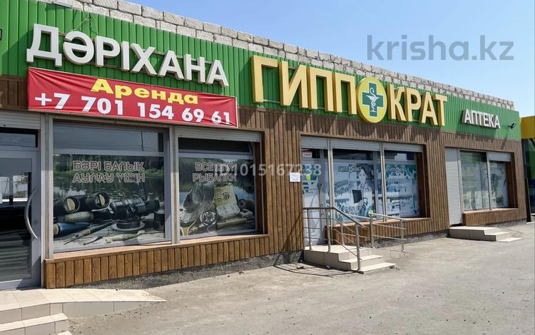 Еркін, дүкендер мен бутиктер, қоғамдық тамақтану орны, медорталықтар мен дәріханалар, білім орталықтары, кабинеттер және жұмыс орындары · 125 м², бағасы: 400 000 ₸ в Атырау, мкр Береке — фото 2