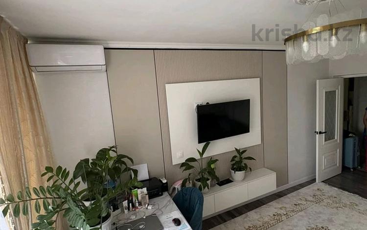 2-бөлмелі пәтер · 62 м² · 3/6 қабат, мкр Кокжиек — ВОЗЛЕ ШКОЛЫ!, бағасы: 35 млн ₸ в Алматы, Жетысуский р-н — фото 2