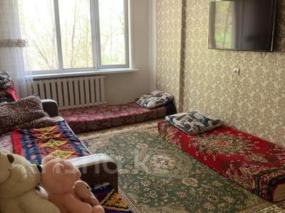 1-комнатная квартира · 33 м² · 1/5 этаж, Казыбек би 30 за 14.5 млн 〒 в Усть-Каменогорске