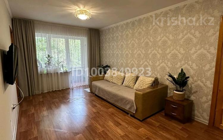 3-комнатная квартира · 60 м² · 3/4 этаж, мкр Коктем-2 14 за 49.9 млн 〒 в Алматы, Бостандыкский р-н — фото 2