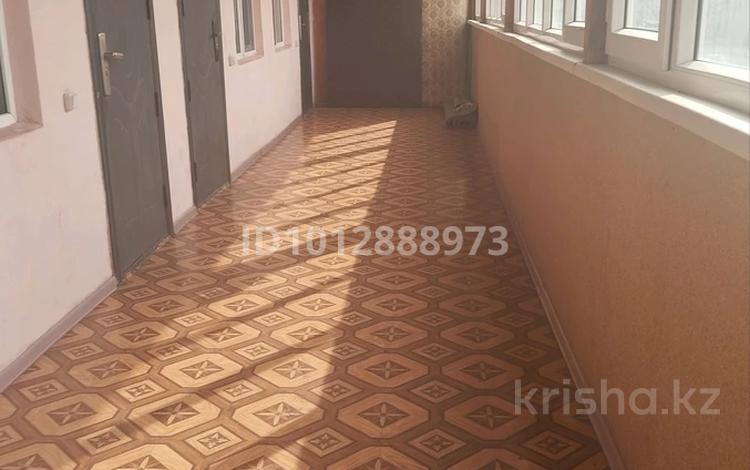 1 бөлме · 20 м² · 2/2 қабат, мкр Карасу, Мкр Карасу Черёмушки 2 12 — Северное кольцо, бағасы: 90 000 ₸ в Алматы, Алатауский р-н — фото 2