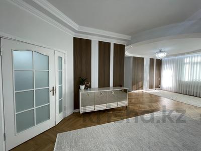 3-бөлмелі пәтер · 150 м² · 21/29 қабат, Габдуллина 17/1 — Кенесары, бағасы: 75 млн ₸ в Астане, р-н Байконур