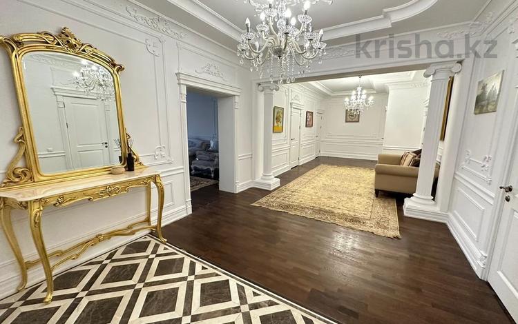 4-бөлмелі пәтер · 230 м² · 3/7 қабат, Жусан 9, бағасы: 160 млн ₸ в Астане, Есильский р-н — фото 2