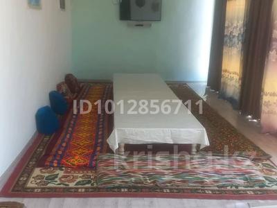 Дача · 3 комнаты · 85 м², жилой массив Кайнар Булак, Центральная 84 за 60 000 ₸ в Шымкенте, Абайский р-н