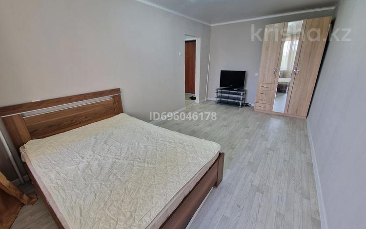 1-бөлмелі пәтер · 36 м² · 5/9 қабат, мкр 4 10, бағасы: 14.9 млн ₸ в Уральске — фото 2