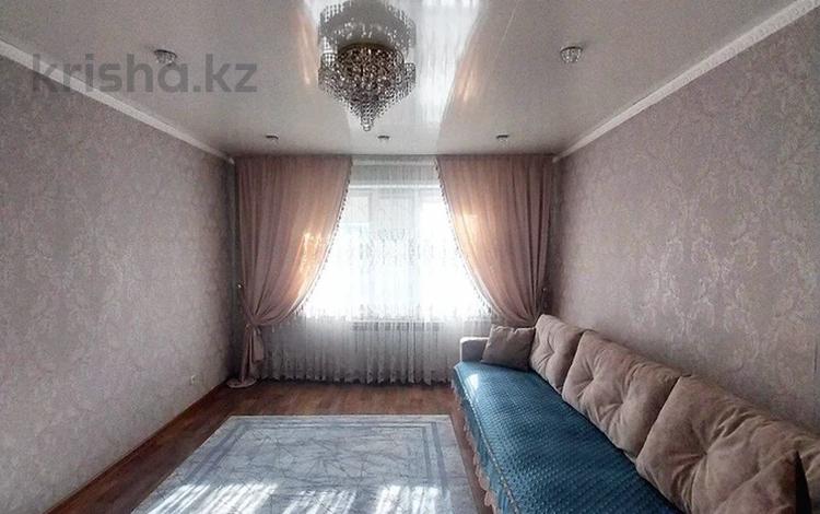 4-комнатная квартира, 80 м², 1/5 этаж, Васильковский 7 за 24 млн 〒 в Кокшетау — фото 2